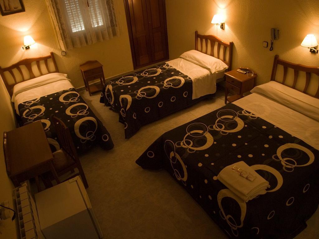 Hostal Pretoria - Madrid — Photos 1